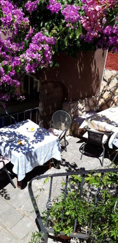 Apartman I Sobe Cule Cres Exteriér fotografie